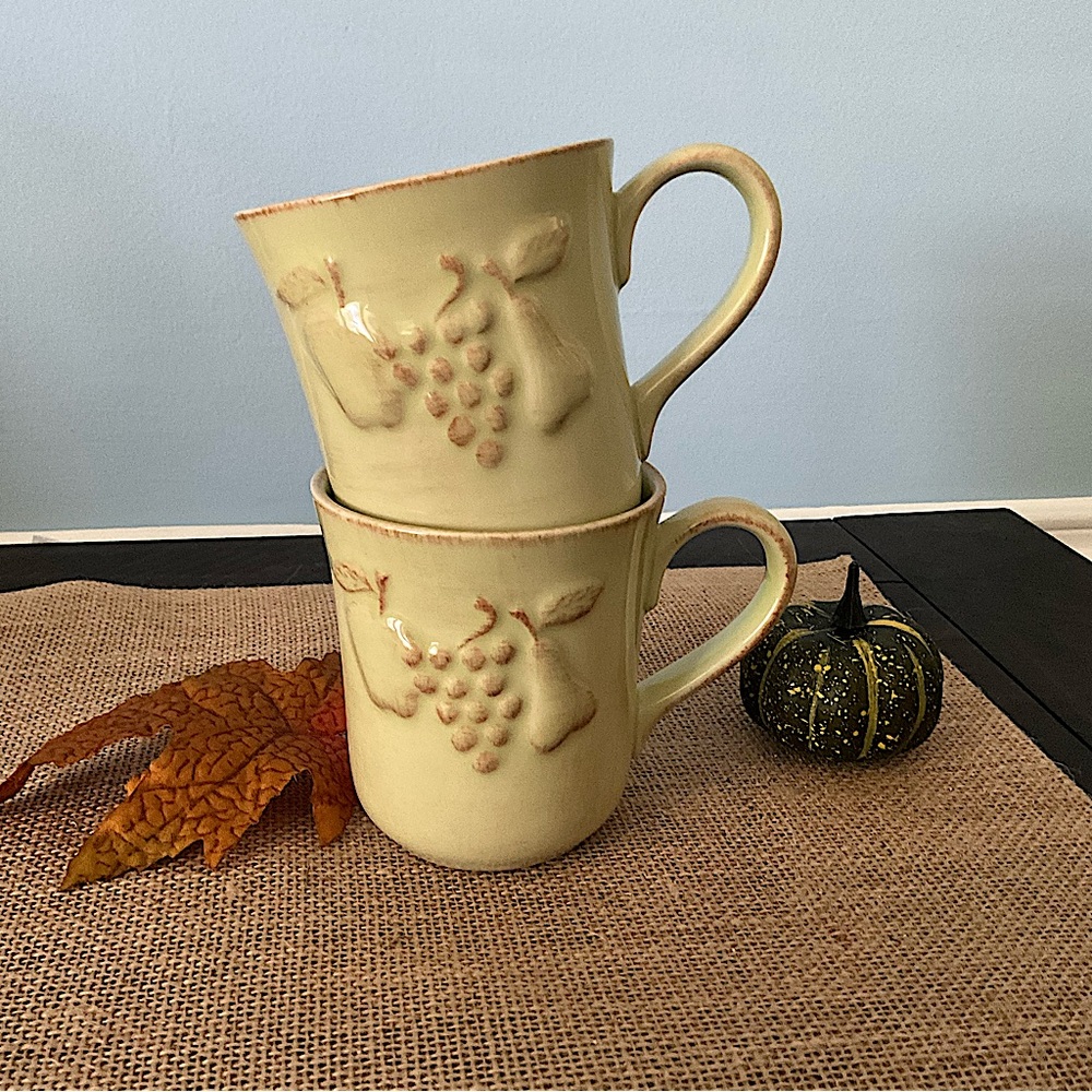 Set of 2 Vintage Green Madeira Harvest Portuguese Stoneware